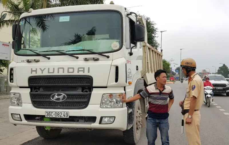phat xe khong dan phu hieu